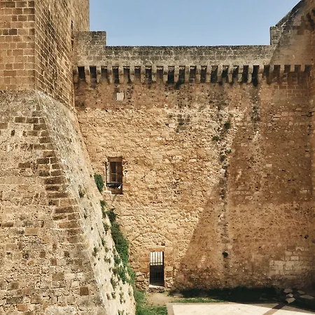 Bed and Breakfast La Al Castello 3*