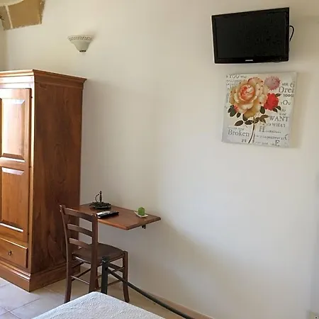La Al Castello Bed and Breakfast