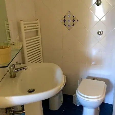 Oda ve Kahvaltı La Al Castello Pulsano