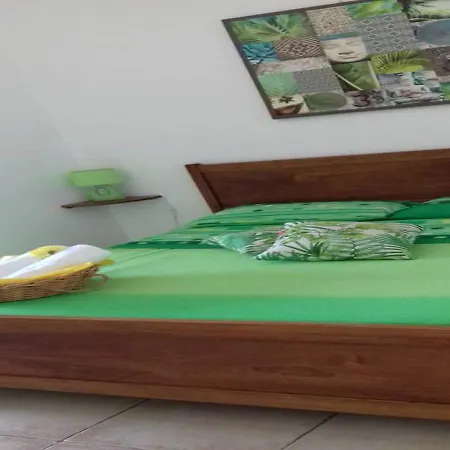 La Al Castello 3* プルサーノ