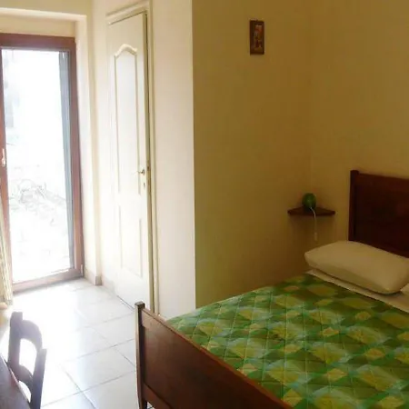 La Al Castello Bed & Breakfast